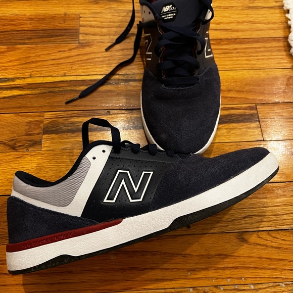 Men’s New Balance 533v2 Navy Sneakers Size 11 Width D NM533NR2 - Picture 2 of 5